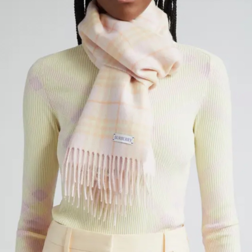 NEW Burberry 168X30 Pink Check To Solid Reversible Cashmere Scarf